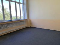 ���� ��������� 900 � 2 ����� � ��� ���������� ������� 4 ����. ���������� Open space. ������ �������� 4 �����