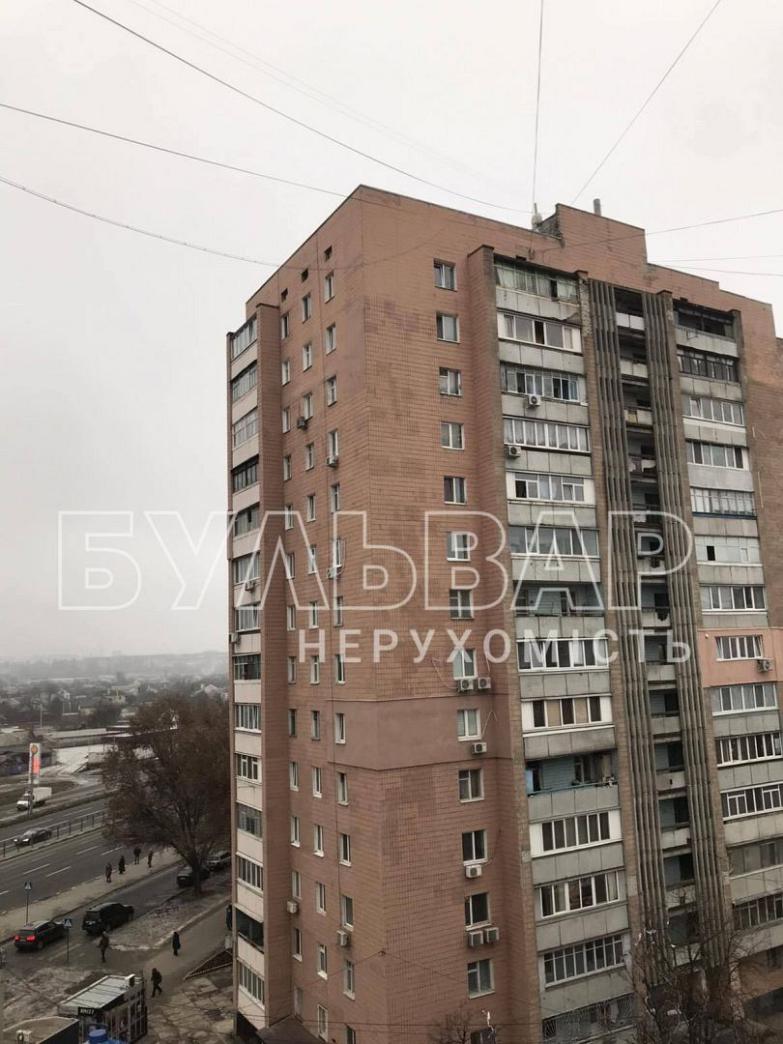 Продам 2 к кв м Проспект Гагарина, м. Спортивная, м. Метростроителей Продам  2 к кв пр Гагарина 8 эт 9 эт дома общ. пл - Код 01158569